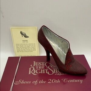 Just The Right Shoe by Raine “Pastiche” Circa 1986 Item 25048